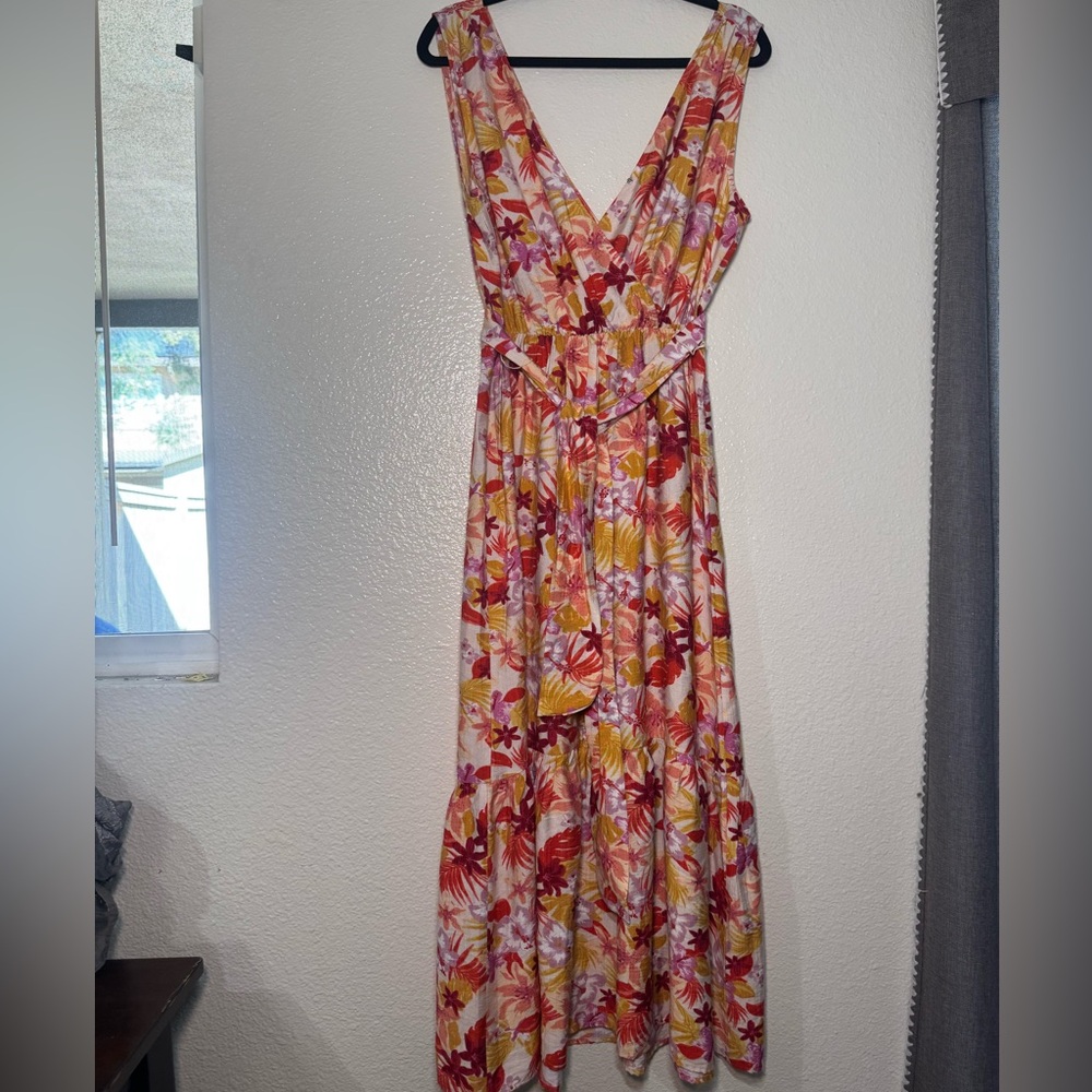 Lush Floral V‑Neck Maxi Dress in Pink, Yellow & Red